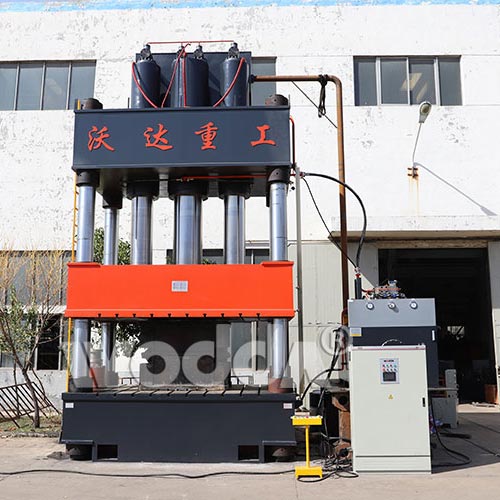 2000噸三梁四柱液壓機_2000噸液壓機