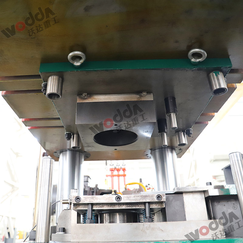 630噸錨桿托盤液壓機(jī)模具 630噸錨桿托盤液壓機(jī)模具