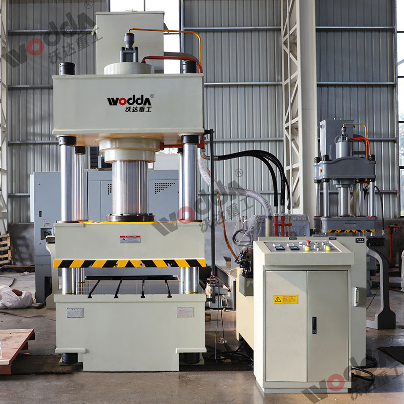 315噸四柱液壓機(jī) 315噸四柱液壓機(jī)