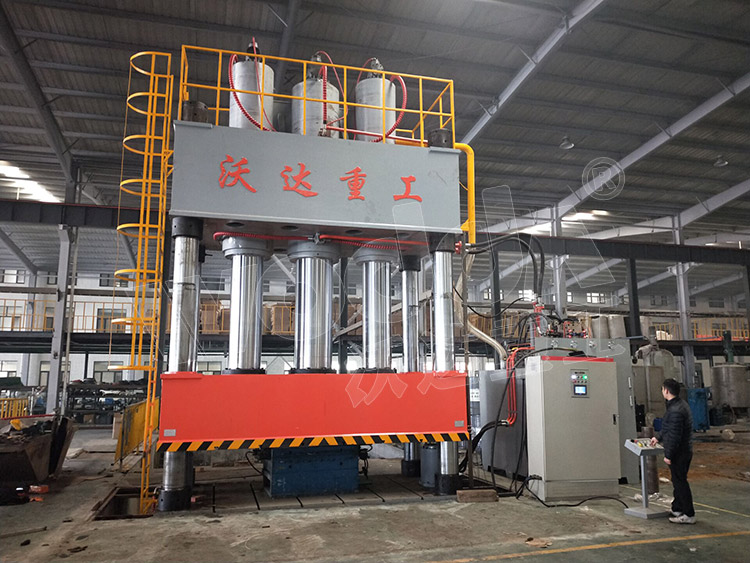 2000噸SMC汽車配件液壓機(jī) 2000噸SMC汽車配件液壓機(jī)