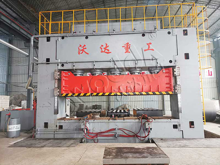 2000噸框架式波紋板成型液壓機(jī) 2000噸框架式波紋板成型液壓機(jī)