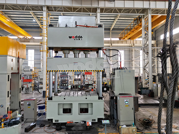 1000噸汽車配件拉伸液壓機 1000噸汽車配件拉伸液壓機