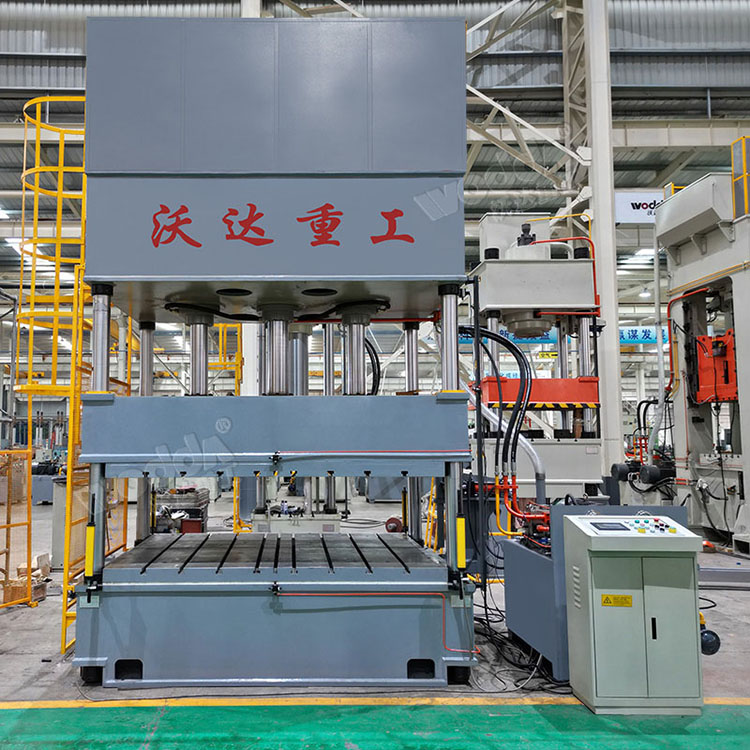 200噸四柱液壓機熱壓汽車內(nèi)飾 200噸四柱液壓機熱壓汽車內(nèi)飾