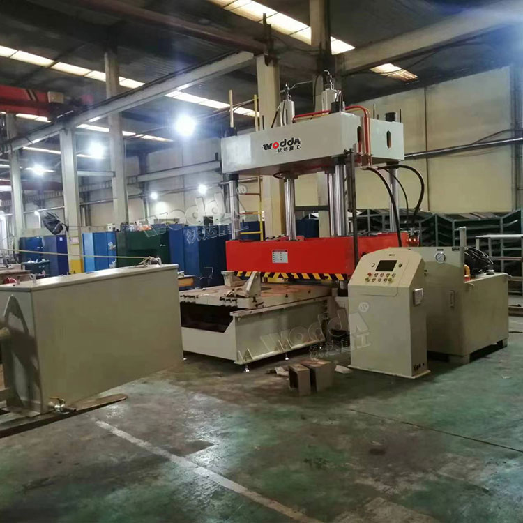 輪胎模具試驗(yàn)機(jī) 輪胎模具試驗(yàn)機(jī)