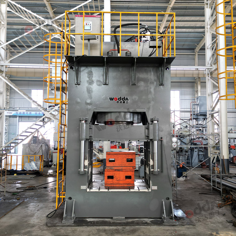 1800噸框架式液壓機 1800噸框架式液壓機