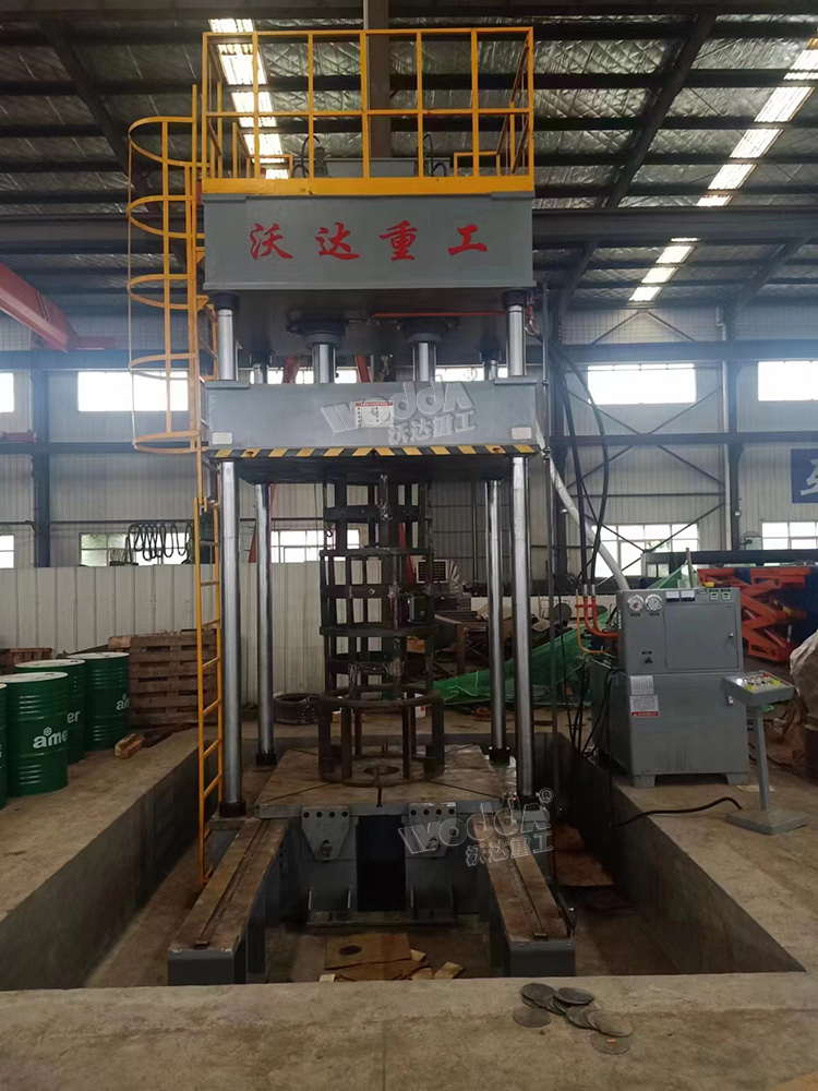 200噸電機定子轉子軸承壓裝液壓機客戶現(xiàn)場 200噸電機定子轉子軸承壓裝液壓機客戶現(xiàn)場