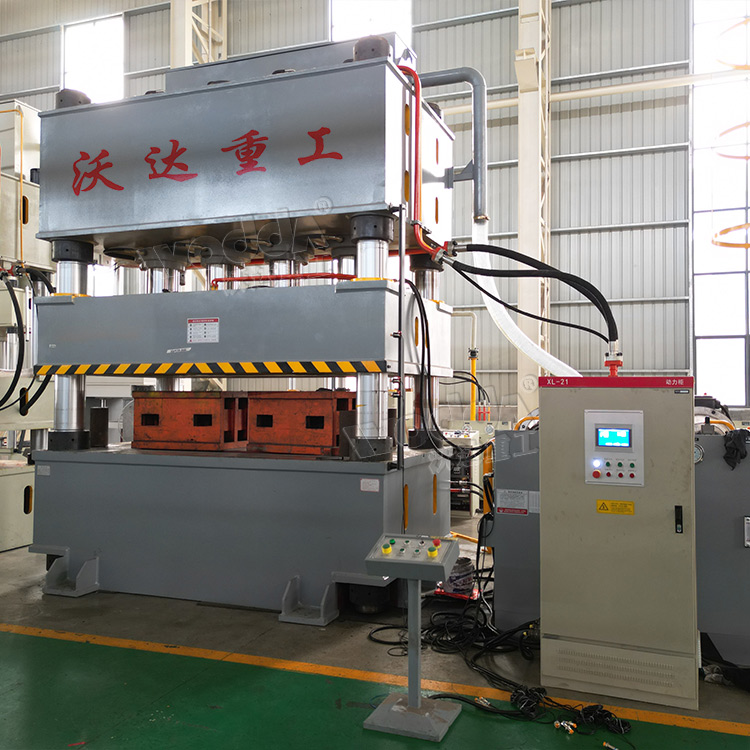 800噸液壓機(jī) 800噸液壓機(jī)