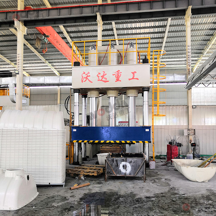 1000噸玻璃鋼復(fù)合材料成型液壓機(jī) 1000噸玻璃鋼復(fù)合材料成型液壓機(jī)