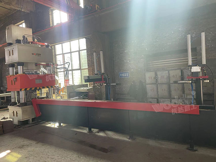 630噸錨桿托盤(pán)生產(chǎn)線客戶現(xiàn)場(chǎng) 630噸錨桿托盤(pán)生產(chǎn)線客戶現(xiàn)場(chǎng)