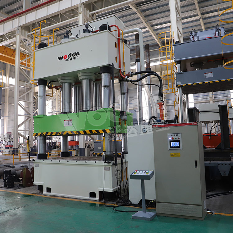 1000噸塑料托盤(pán)液壓機(jī) 1000噸塑料托盤(pán)液壓機(jī)