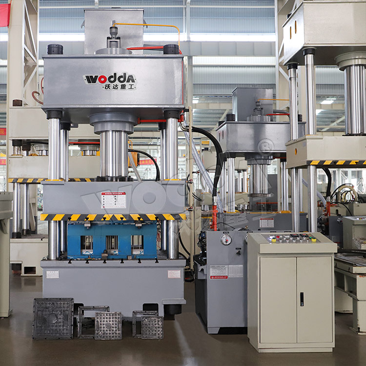 315噸國標(biāo)四柱液壓機(jī)(樹脂井蓋成型液壓機(jī)) 315噸國標(biāo)四柱液壓機(jī)(樹脂井蓋成型液壓機(jī))