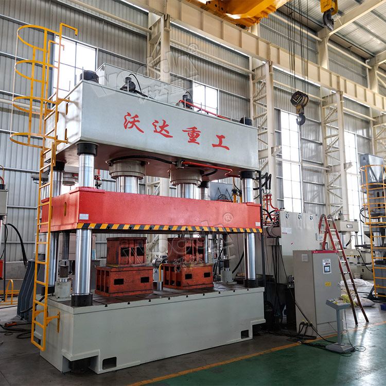 伺服1000噸三梁四柱液壓機(jī) 伺服1000噸三梁四柱液壓機(jī)