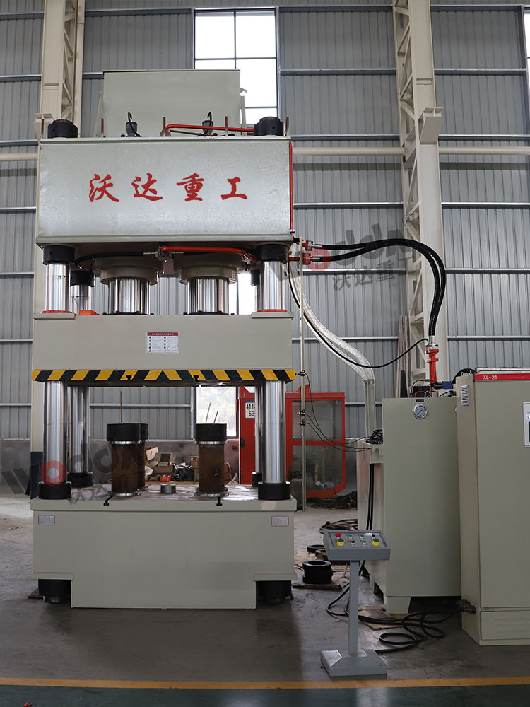 800噸三梁四柱液壓機（塑料托盤液壓機）