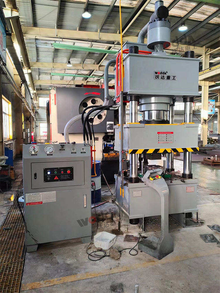 315噸四柱液壓機加工錨桿托盤 315噸四柱液壓機加工錨桿托盤