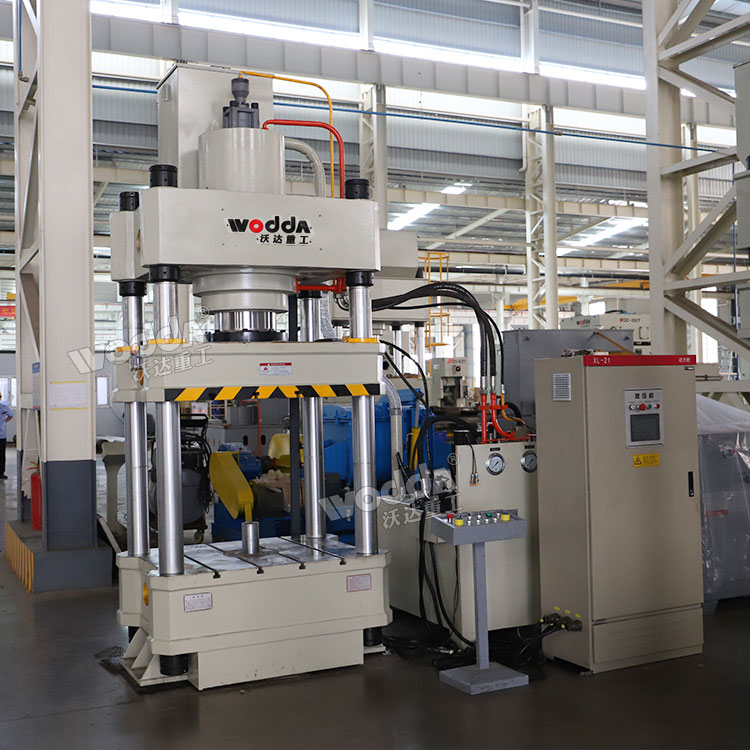 315噸伺服四柱液壓機 315噸伺服四柱液壓機