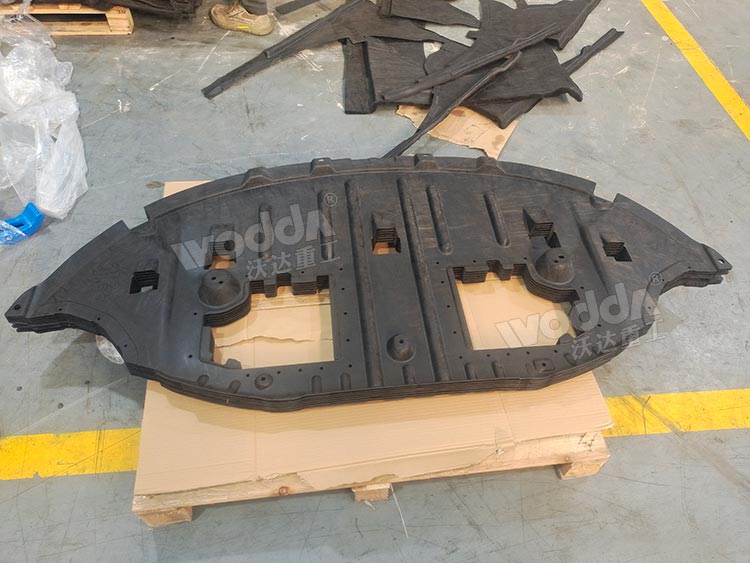 汽車保險(xiǎn)杠下護(hù)板 汽車保險(xiǎn)杠下護(hù)板