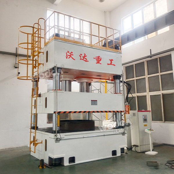 800噸四柱液壓機(jī) 800噸四柱液壓機(jī)