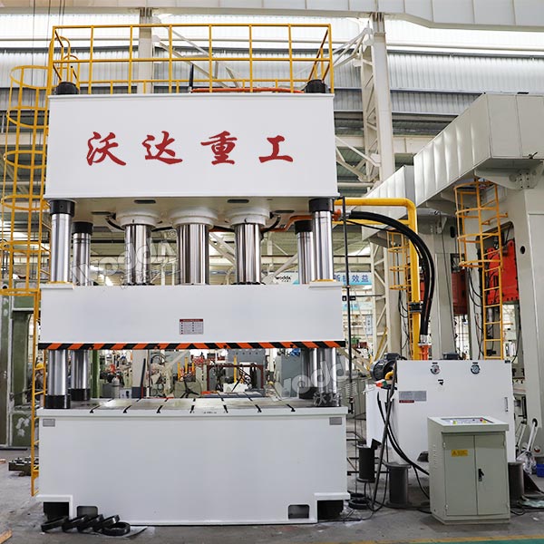 1000噸油壓機 1000噸油壓機