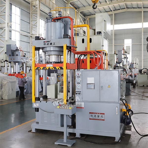 冷擠壓液壓機(jī) 冷擠壓液壓機(jī)