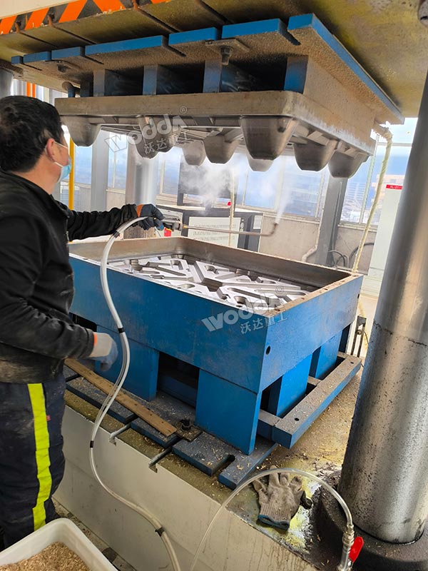 木屑托盤液壓機(jī) 木屑托盤液壓機(jī)