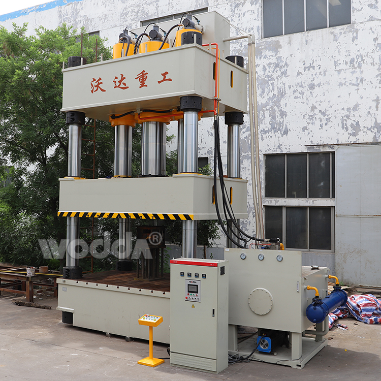 1800噸四柱液壓機