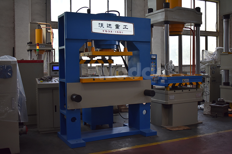 200噸龍門液壓機 200噸龍門液壓機