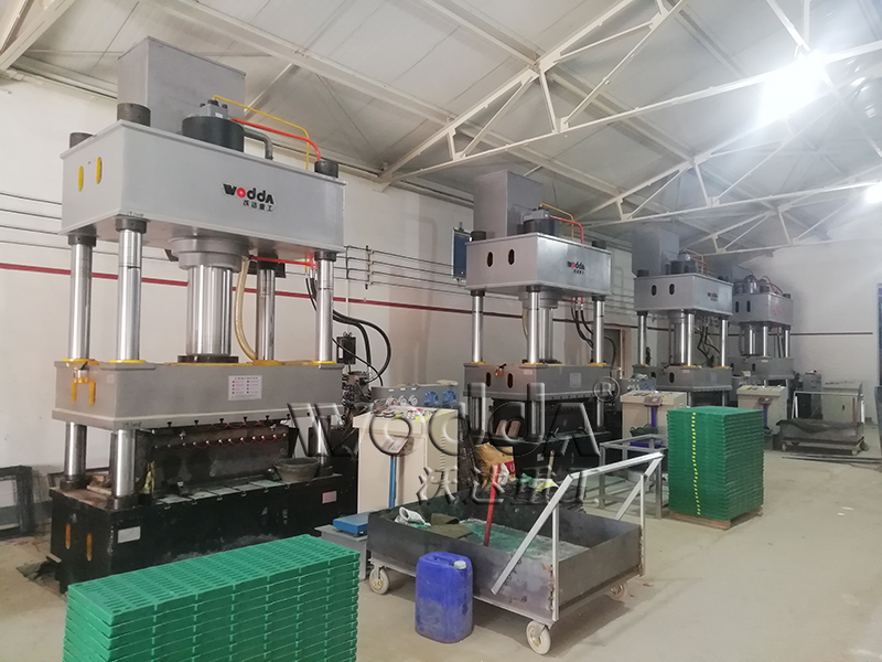 復合漏糞板液壓機 復合漏糞板液壓機