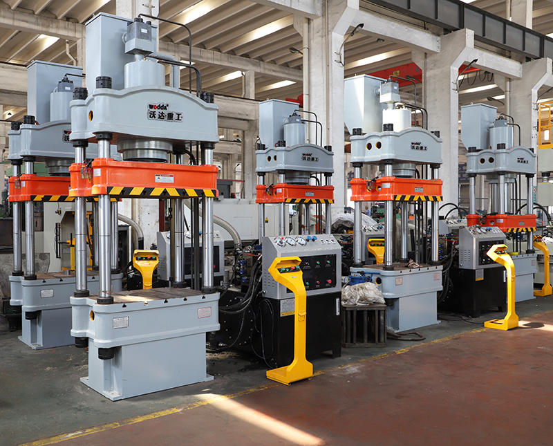 200噸四柱液壓機(jī)多少錢一臺 200噸四柱液壓機(jī)多少錢一臺