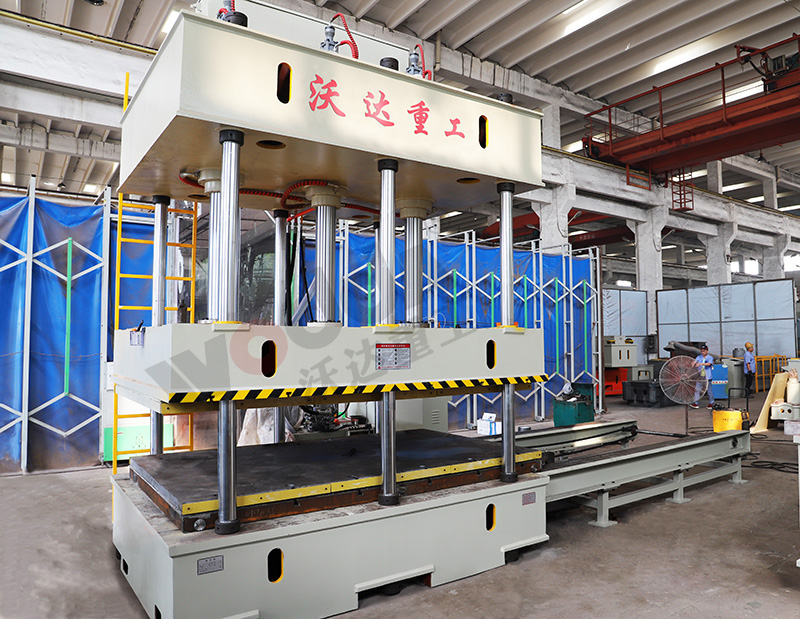 蜂窩板熱壓成型液壓機(jī) 蜂窩板熱壓成型液壓機(jī)