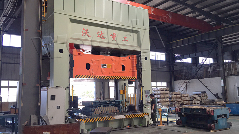 復(fù)合材料模壓液壓機 復(fù)合材料模壓液壓機