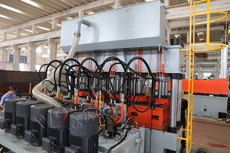 多工位拉伸機(jī) 多工位拉伸機(jī)